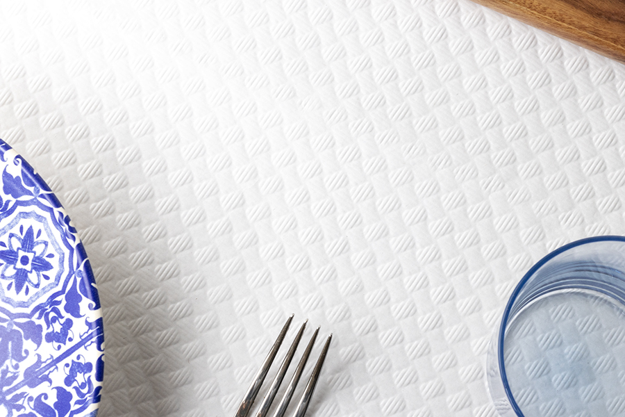 Mantel 100x100 Blanco 40gr-480und